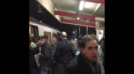 Comuter pile up at Elephant & Castle Train station  https://t.co/Jnb3pcLq9v