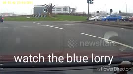 Idiot lorry driver block roundabout