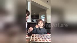 Newsflare Edit - 2-year old knows names and pictures of 45 artists.