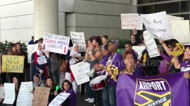 Massive protest at LAX against Trump's 'Muslim ban'