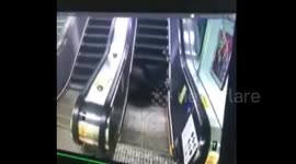 Elderly man tumbles off escalator for 20 times in underground