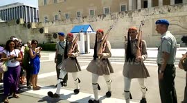Newsflare Edit - Soldier trips during changing of the guard in Athens