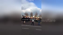 Newsflare Edit - Protests against the Muslim ban going on in Amsterdam right now  https://t.co/NF8iZpx8u9