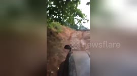 Newsflare Edit - Steep hill in 4x4 still made it