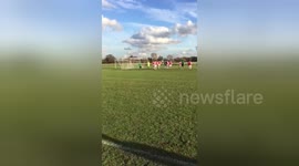 Newsflare Edit - Amazing Screamer from CB Hounslow