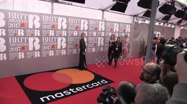 Brits 2017 - Clara Paget