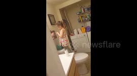 4 year old putting on mommy's makeup