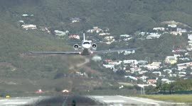 Very low takeoff from famous St. Maarten airport