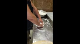 How to hand stretch Pizza dough