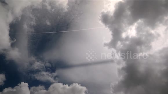 Interesting phenomenon in the sky