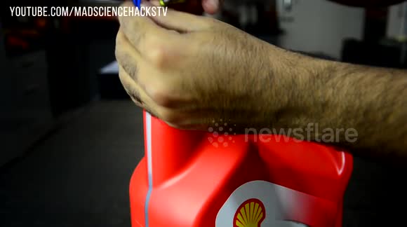 10 AWESOME  BALLOON TRICKS!