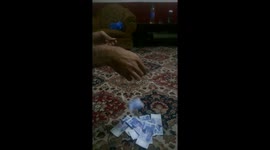 Magic trick with currency