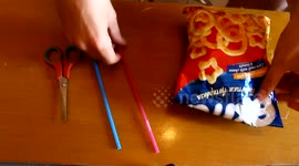 How to seal bag with straw - Save money from buying airtight bags