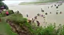 rohingya people crossed the river