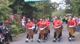 indonesian funny line of march