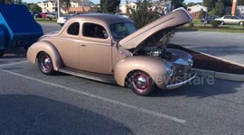 1940 Ford Standard Antique Car