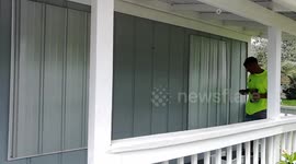 Florida residents board up houses and fill up gas tanks before Irma hits