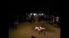 Seychelles 1. Beau Vallon (6) Fiesta, party, hoguera, bonfire, percussion, songs and dancing. 2015
