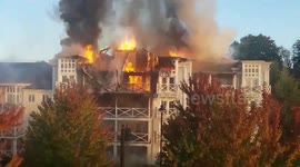 Holborough Lakes in snodland. Right opposite my flat. Never seen a fire spread so fast. https://t.co/T2vsVd7idh