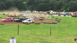 Banger racing and crash,great fun