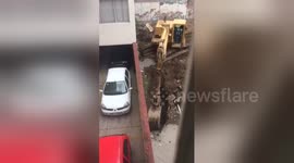 Newsflare Edit - One day after the earthquake construction company damages the building in  #saratoga1014 , Mexico City