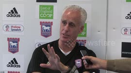 McCarthy calls out journalist as their phone goes off