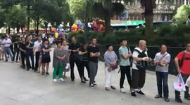 Hundreds queue to buy 'mooncakes' in hospital canteen