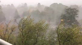 Violent wind storm during downpour in Toronto