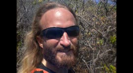 Saint Kitts and Nevis. Arriving to beach. San Cristóbal y Nieves. Llegando a North Friars Bay. 2014