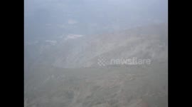 Venezuela. Mérida. Paragliding. Taking off, flying. Vuelo en parapente. Narrado tras despegue. 2014 (1)