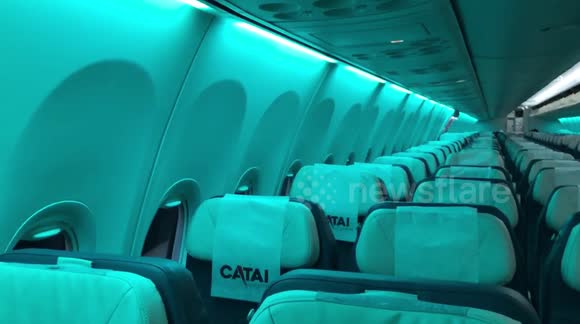 Disco Lights on board a Boeing 737