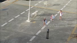 Pier Runners In St Maarten & St Kitts