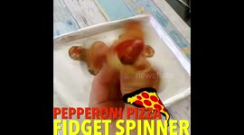 How to make Pizza Fidget Spinner. Viral video