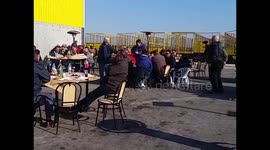 ΓΛΕΝΤΙ ΣΤΗΝ ΕΠΙΧΕΙΡΗΣΗ 