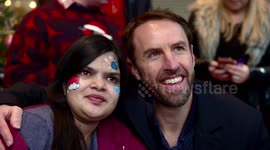 Southgate makes surprise Christmas visit to children's hospice