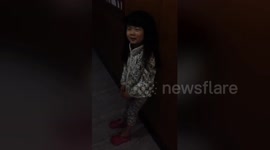 Newsflare Edit - My gaughter belieeved that Santa Claus