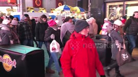 FREEZING TEMPS NYC TIME SQUARE