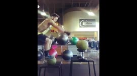 Extreme ball jump and land