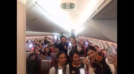 China lifts ban on using electronic devices on planes