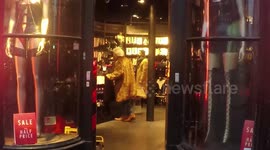 Rodrigo Alves Shopping At Victorias Secrets