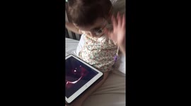 Baby meabh loving how united announced Alexis