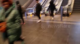 It continues to snow on Paris, heaviest snowfall in decades!