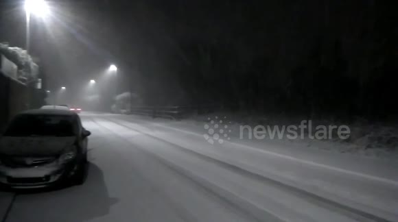 Heavy snow hits Greater Manchester