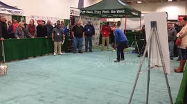 Minnesota man sinks incredible 120ft putt and wins $100,000