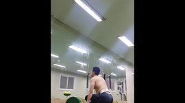 Clean pull up 140kg x 3