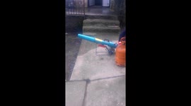 Powerful homemade cannon that make thunderous sound