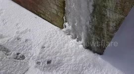 It's soooo cold #BeastFromTheEast #uksnow #norfolk #GreatYarmouth #ice https://t.co/aGGlix1KbA