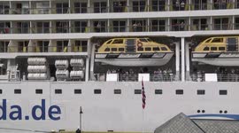 AIDAbella alongside Eidfjord dock