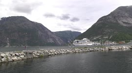 AIDAbella docked at Eidfjord - pan