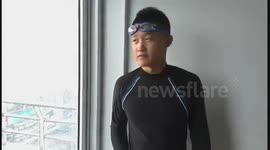 Chinese guy had fun in Glenda typhoon!